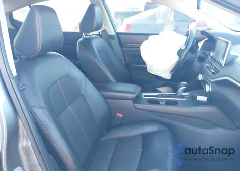 2020 Nissan Altima Sr Fwd z USA, uszkodzony, nr VIN 1N4BL4CV2LC227035